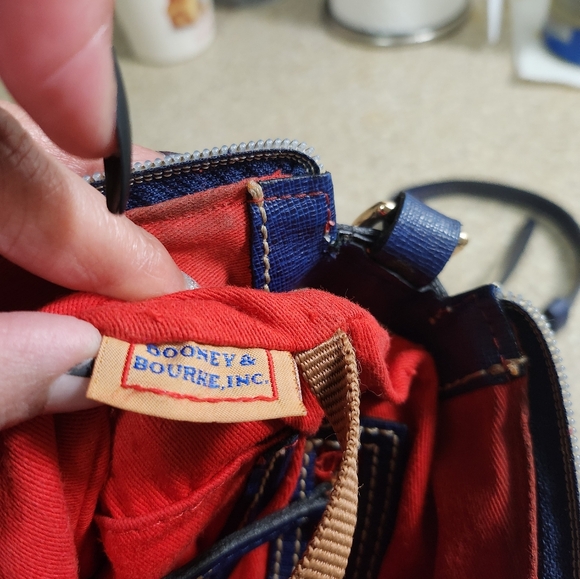 Dooney & Bourke Multicolor Floral Crossbody Bag GUC - Picture 4 of 14